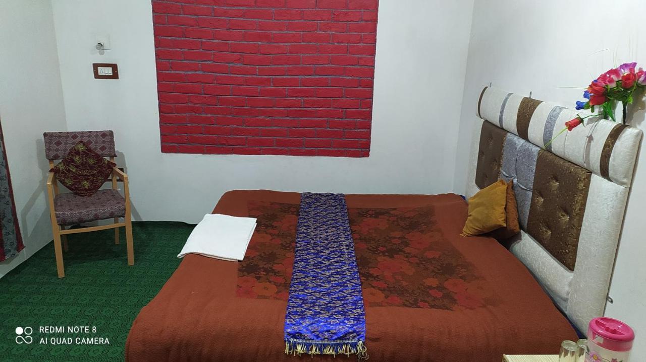 Hotel New Heaven Canal Srinagar  Ngoại thất bức ảnh
