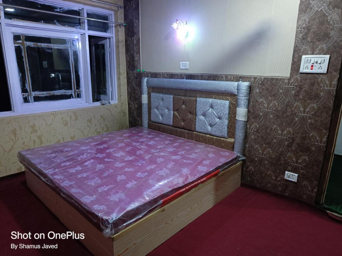 Hotel New Heaven Canal Srinagar  Ngoại thất bức ảnh