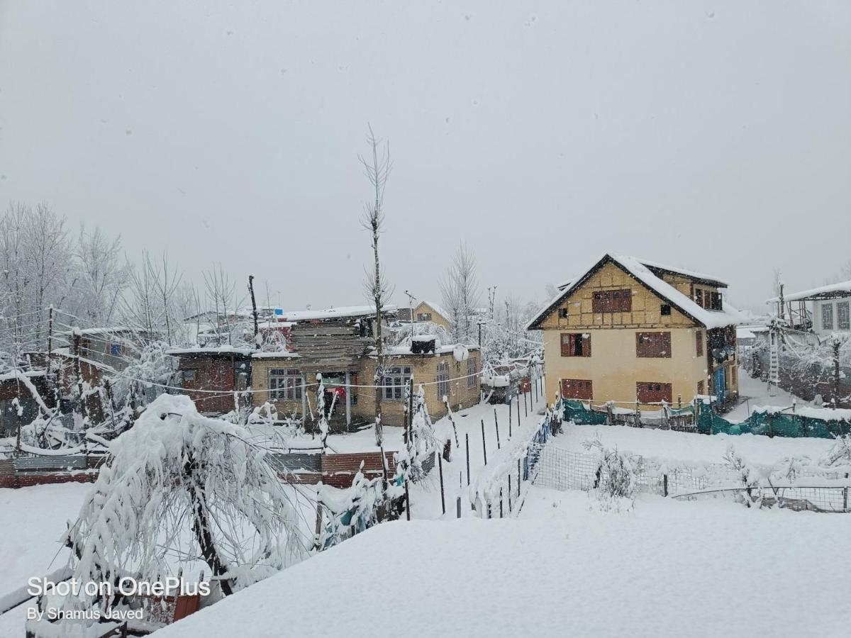 Hotel New Heaven Canal Srinagar  Ngoại thất bức ảnh