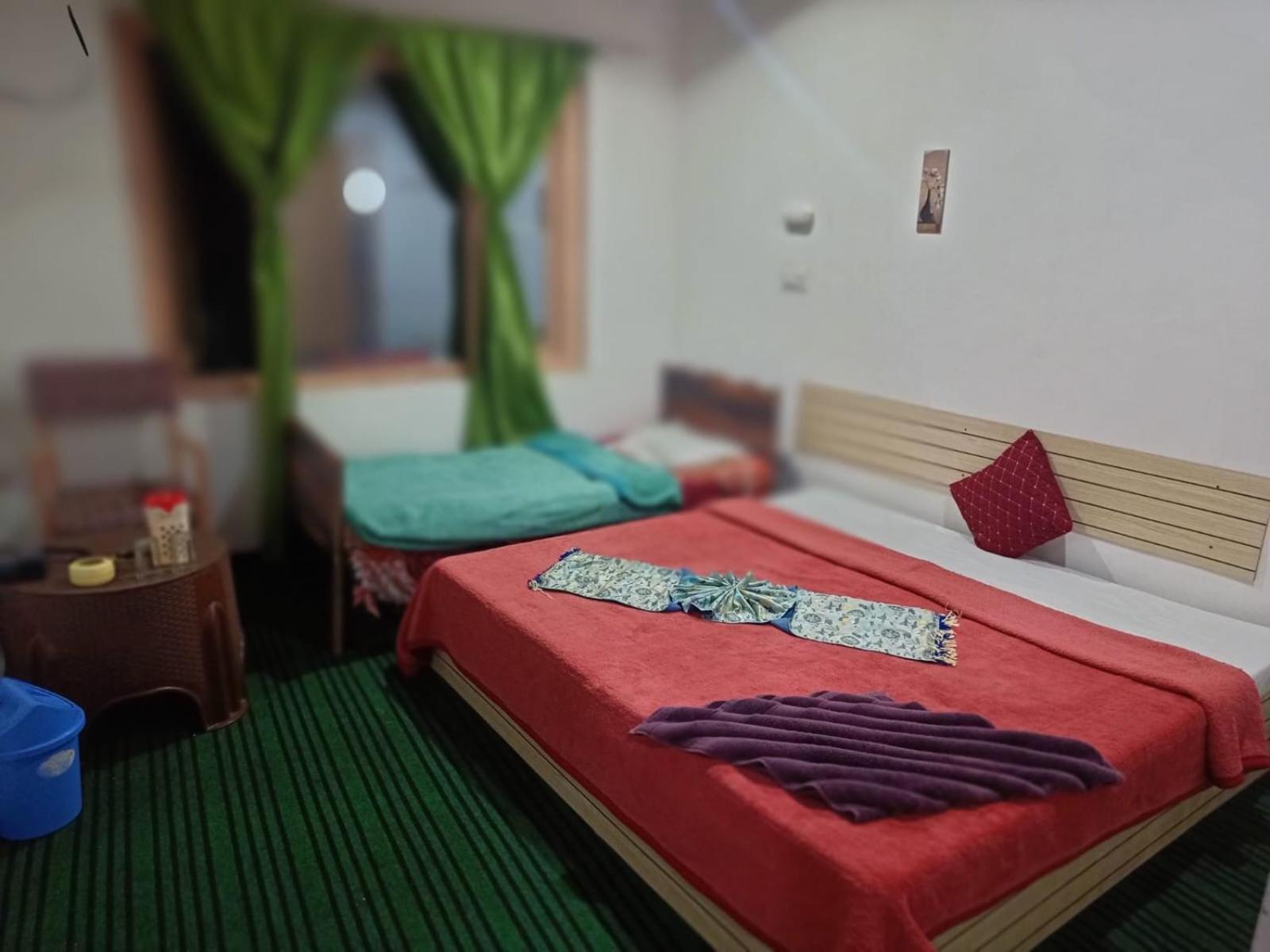 Hotel New Heaven Canal Srinagar  Ngoại thất bức ảnh