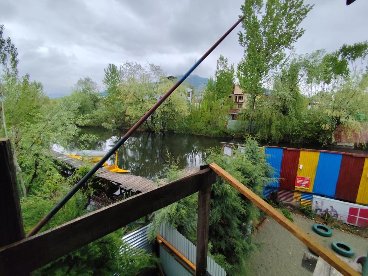 Hotel New Heaven Canal Srinagar  Ngoại thất bức ảnh