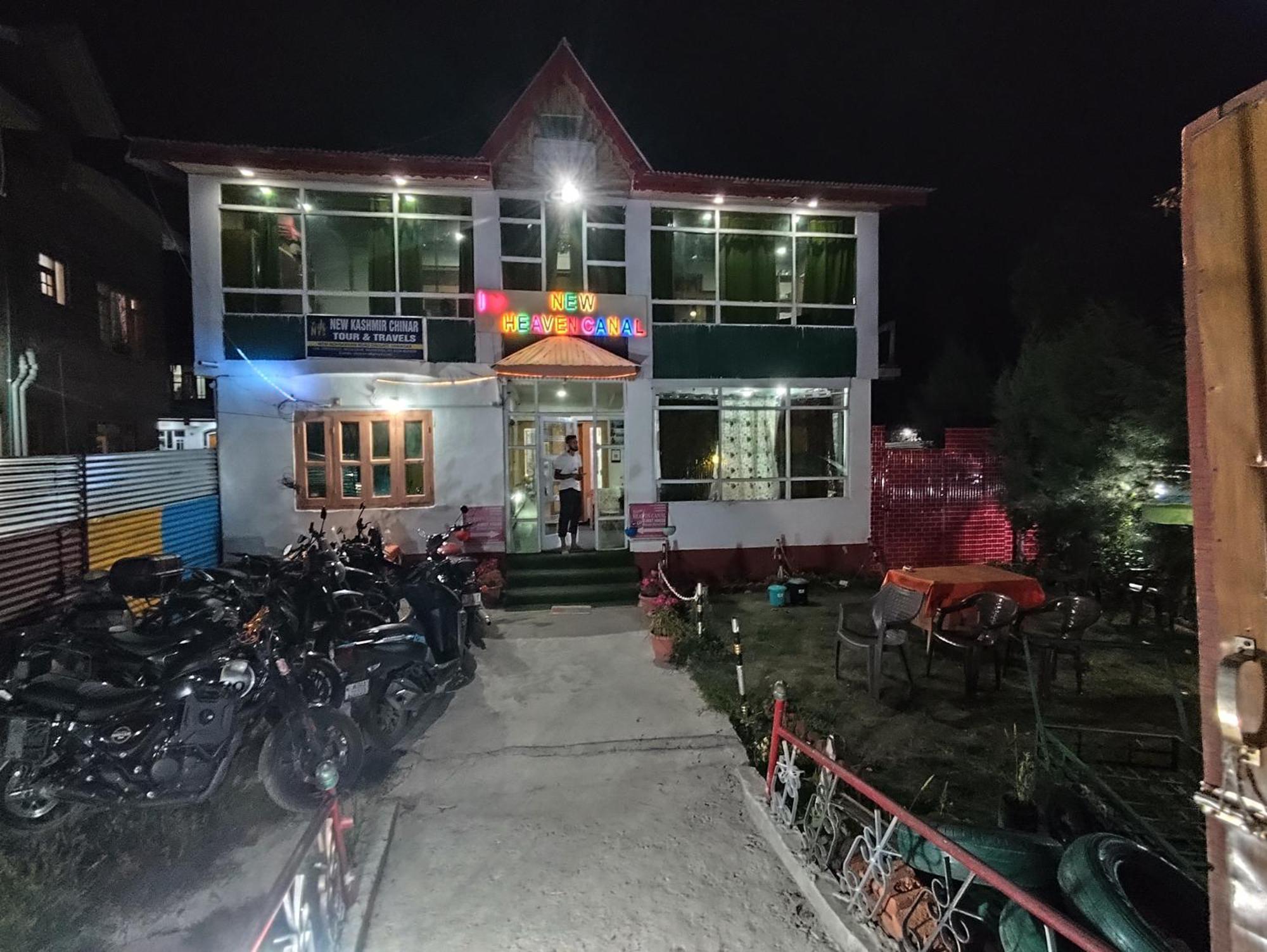 Hotel New Heaven Canal Srinagar  Ngoại thất bức ảnh