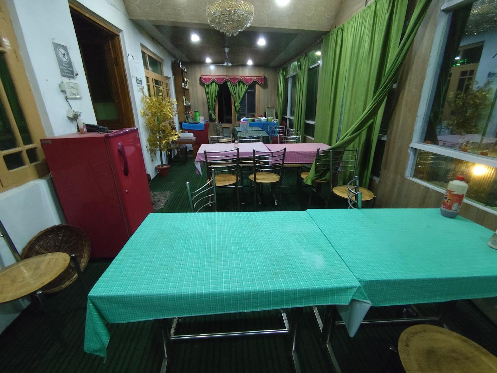Hotel New Heaven Canal Srinagar  Ngoại thất bức ảnh
